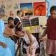 Các nữ tu Ấn Độ dòng Bác ái Nazareth chăm sóc trẻ em khuyết tật